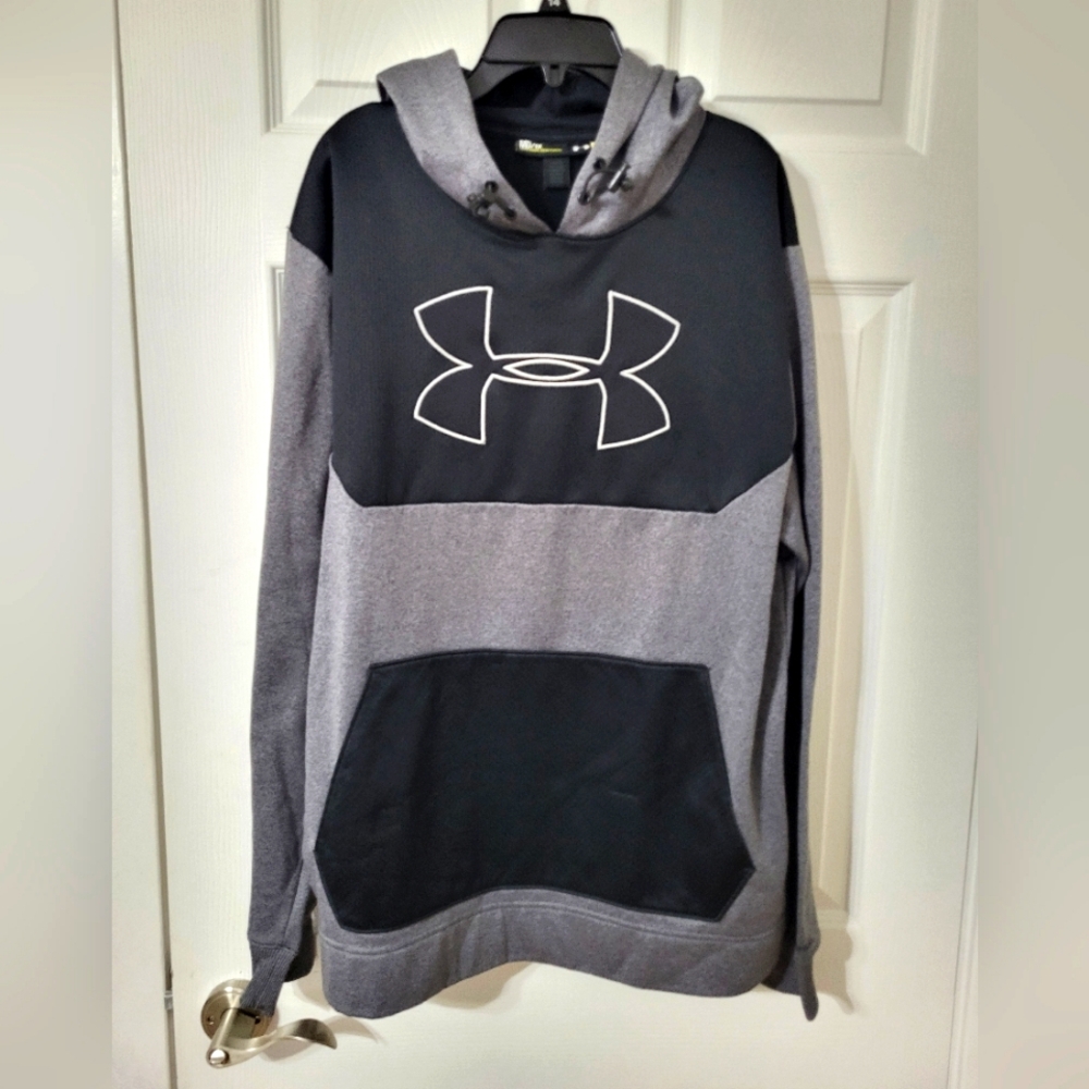 Under Armour hoodie, Men's size Medium,  grey & black